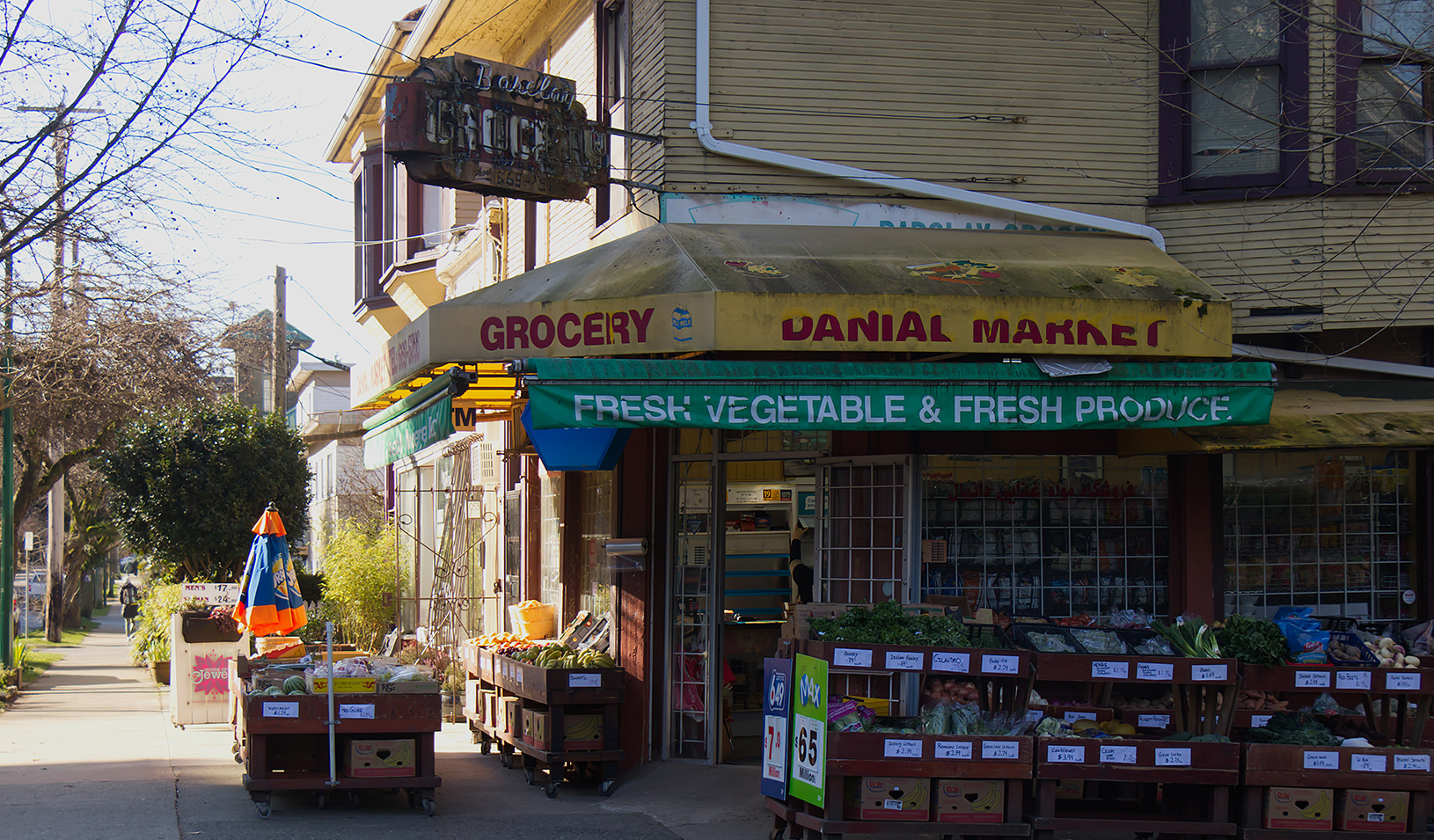 Picture of a mom-and-pop corner store. | Credit: iStock/Margarita-Young.