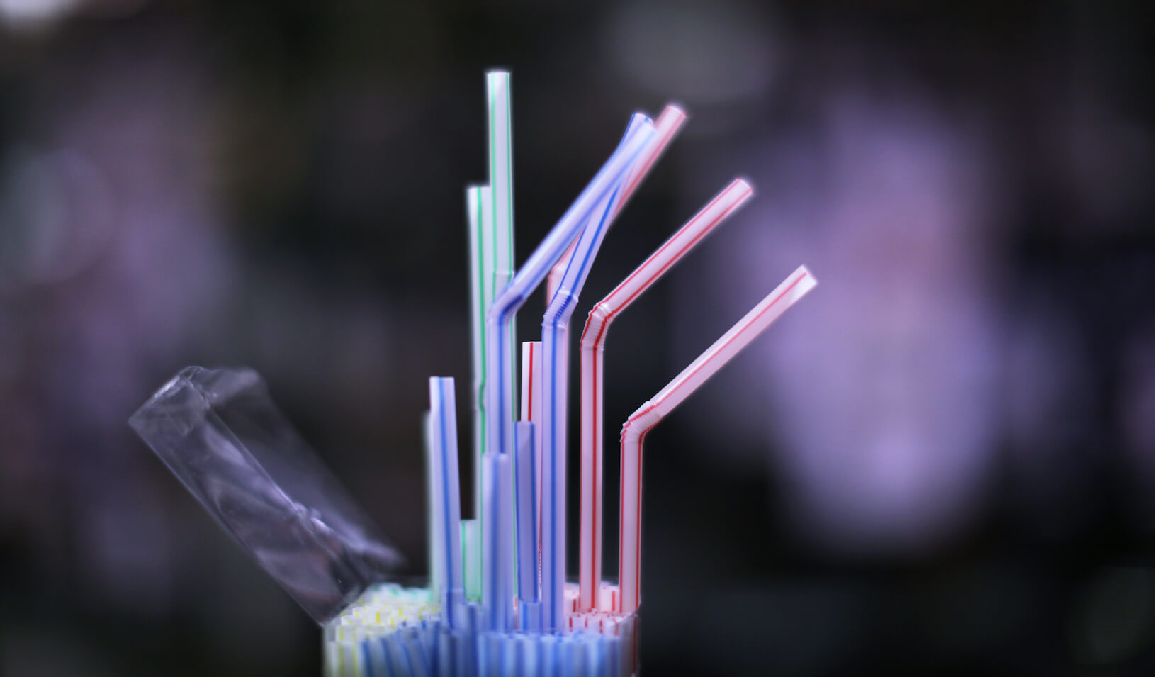 Image of bundle of plastic straws. Credit: Eric Gaillard