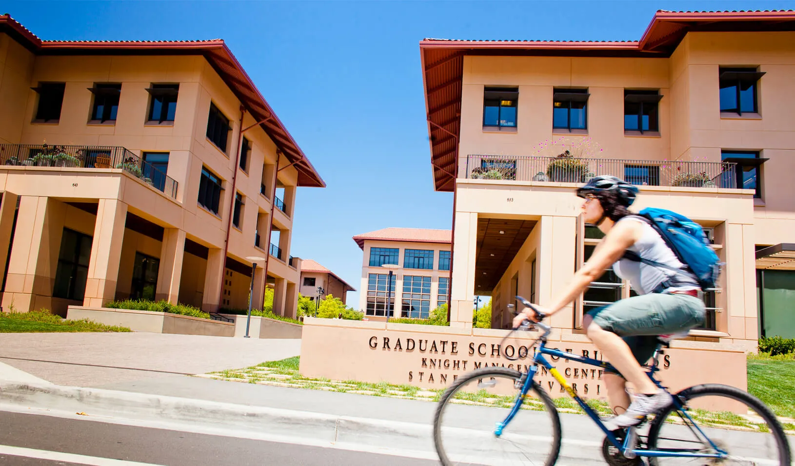 Stanford GSB Alumni Help Reinvent This Year’s Admission Process